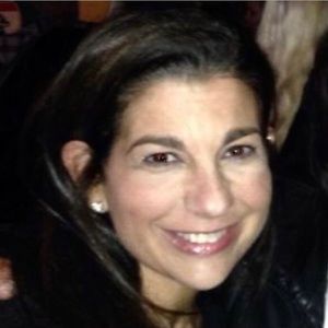 Hi. I’m Lorraine. Thank you for shopping with me!! I hope you enjoy my c…